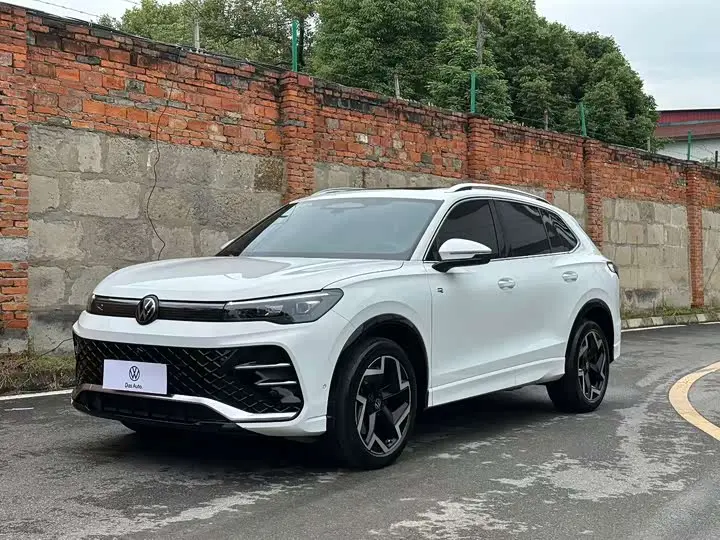 Volkswagen Tiguan L Pro 2024, арт. CN-3584313 — фото 1