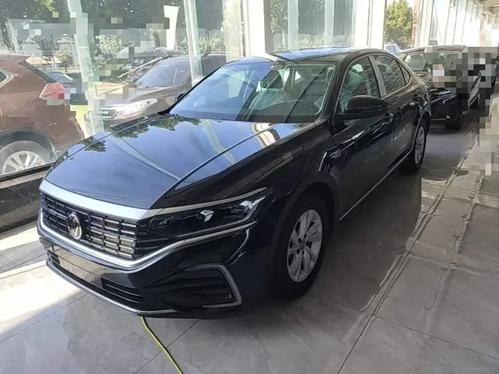 Volkswagen Passat Hybrid 2025, арт. CN-3584504 — фото 1