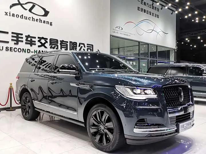 Lincoln Navigator 2022, арт. CN-3585154 — фото 1