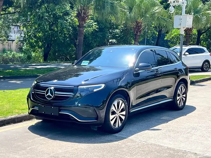 Mercedes-Benz EQC 2022, фото из объявления
