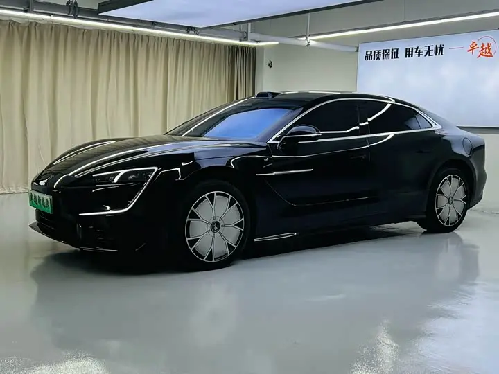 BYD Yangwang U7 2025, фото из объявления