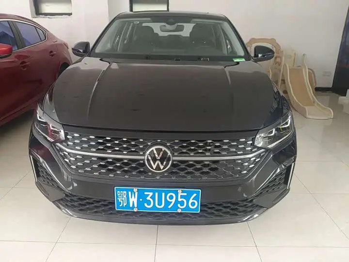 Volkswagen Lavida 2023, арт. CN-3587745 — фото 1