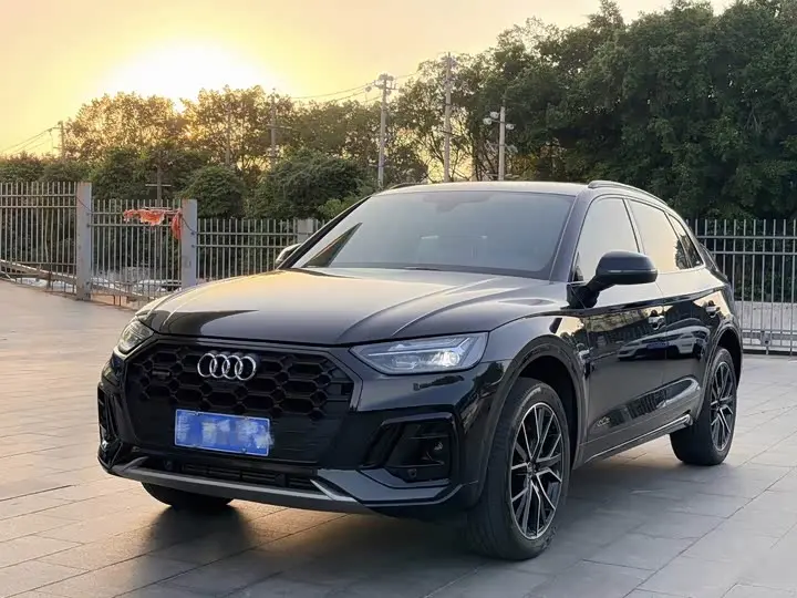 Audi Q5L 2024, арт. CN-3588140 — фото 1