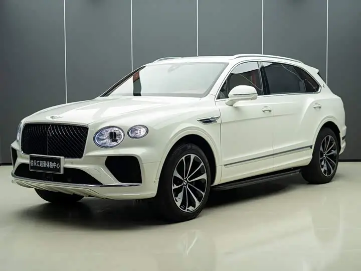 Bentley Bentayga 2024, арт. CN-3590424 — фото 1