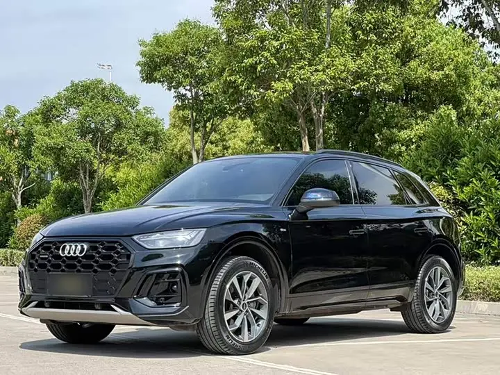 Audi Q5L 2023, арт. CN-3590530 — фото 1