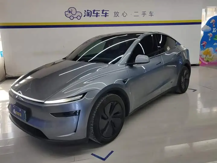Tesla Model Y 2026, арт. CN-3590678 — фото 1