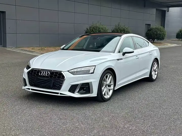 Audi A5 2024, фото из объявления