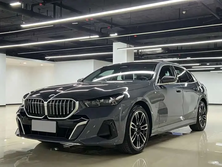 BMW 5 Series 2024, арт. CN-3590930 — фото 1