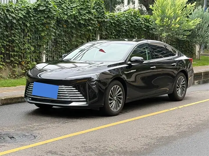 Buick LaCrosse 2025, арт. CN-3591123 — фото 1