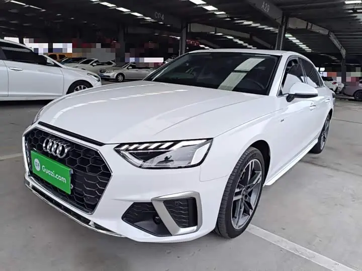 Audi A4L 2022, арт. CN-3591780 — фото 1