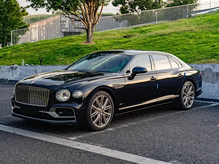 Bentley Flying Spur Hybrid 2022, арт. CN-3592234 — фото 1