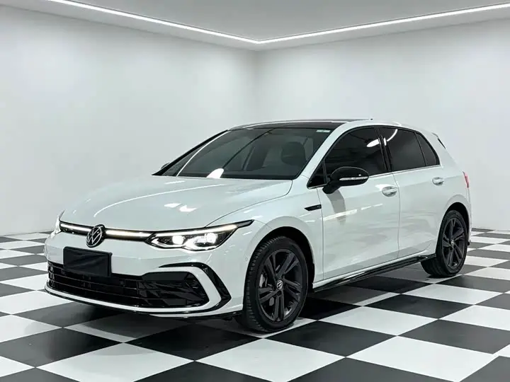 Volkswagen Golf 2021, арт. CN-3593671 — фото 1