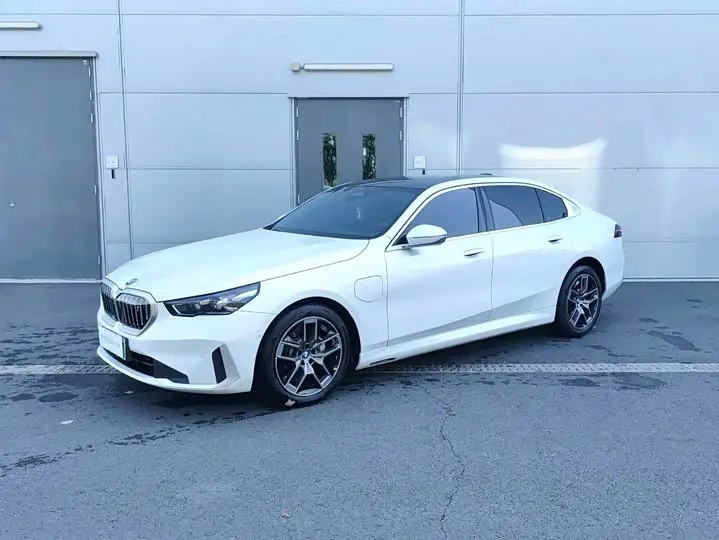 BMW i5 2024, арт. CN-3594013 — фото 1