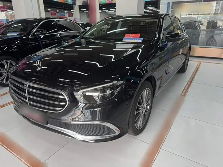 Mercedes-Benz E-Class 2023, арт. CN-3594585 — фото 1