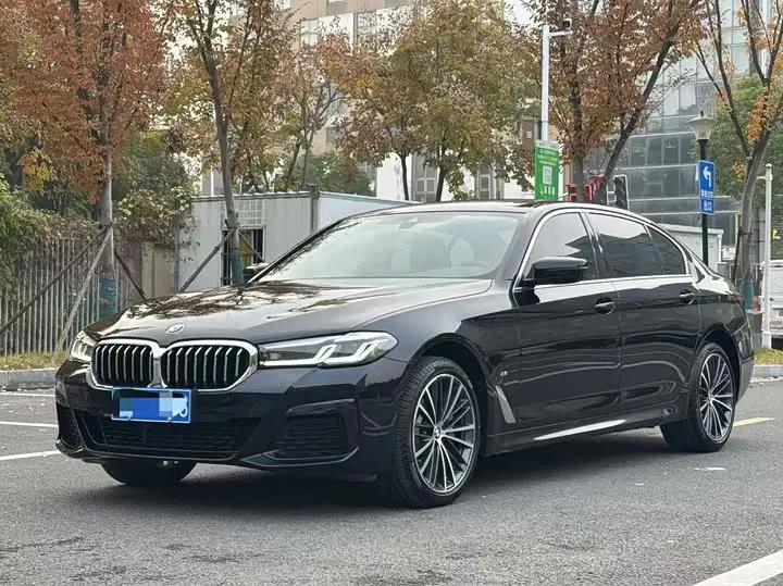 BMW 5 Series 2023, арт. CN-3595410 — фото 1