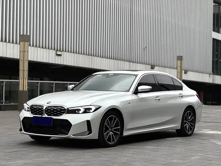 BMW 3 Series 2023, арт. CN-3595415 — фото 1