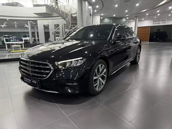 Mercedes-Benz E-Class 2024, арт. CN-3595531 — фото 1
