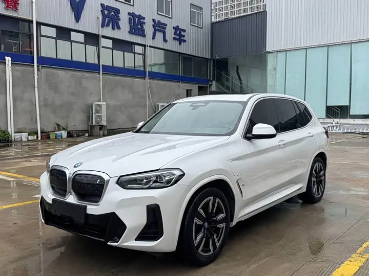 BMW iX3 2024, арт. CN-3595682 — фото 1