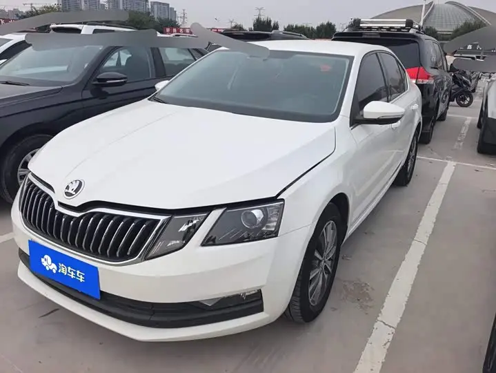 Skoda Octavia Pro 2021, арт. CN-3595949 — фото 1