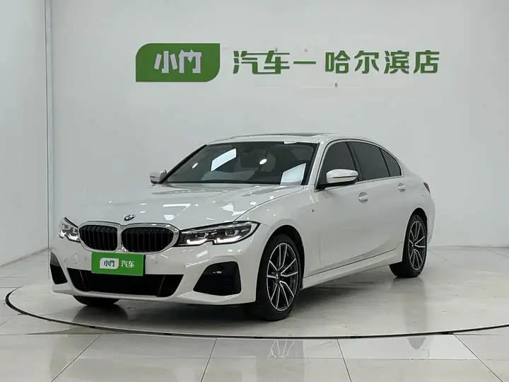 BMW 3 Series 2022, арт. CN-3596433 — фото 1