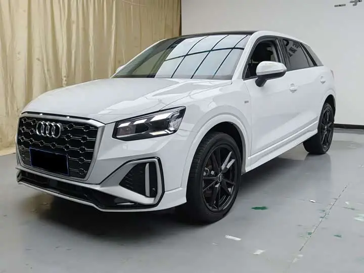 Audi Q2L 2023, арт. CN-3597331 — фото 1