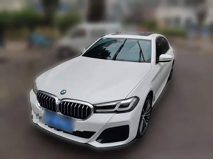 BMW 5 Series 2023, арт. CN-3598879 — фото 1