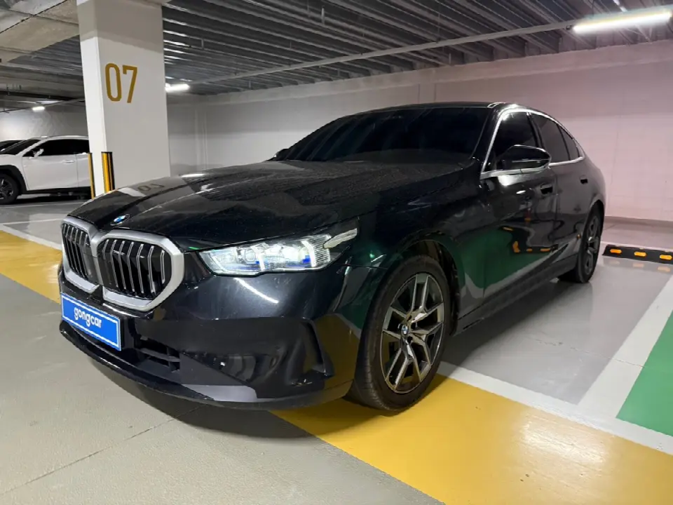 BMW 5 Series 2023, арт. KR-3601366 — фото 1