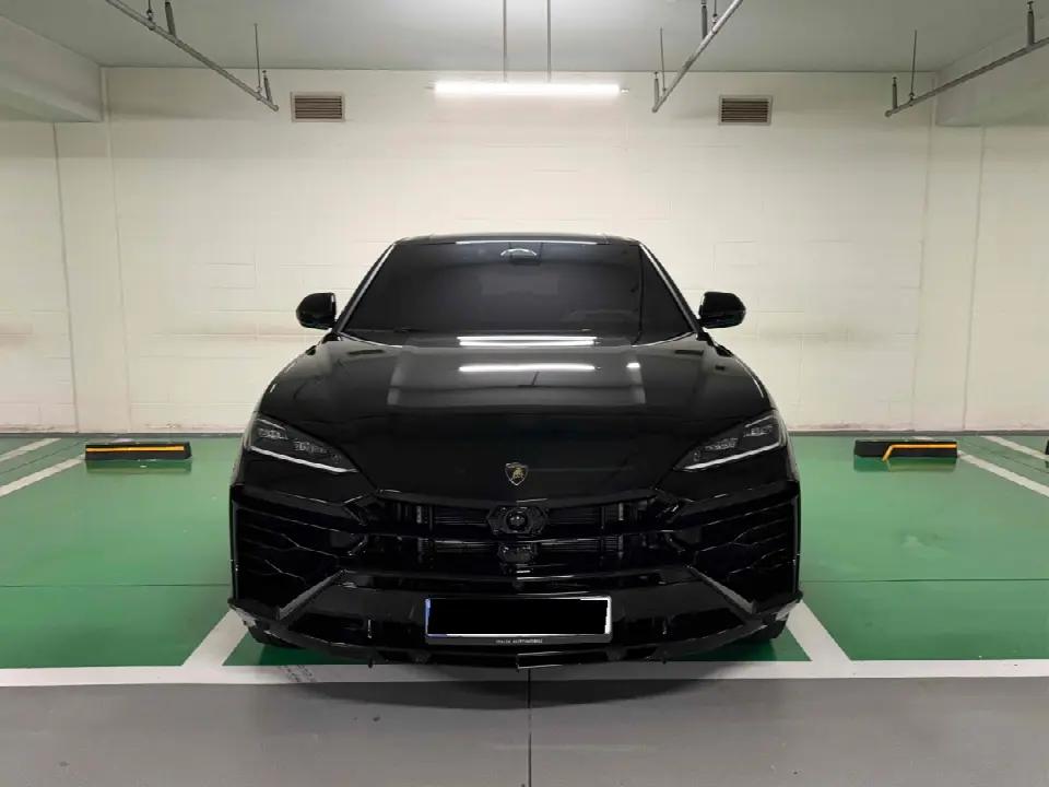 Lamborghini Urus 2018, арт. KR-3601565 — фото 1