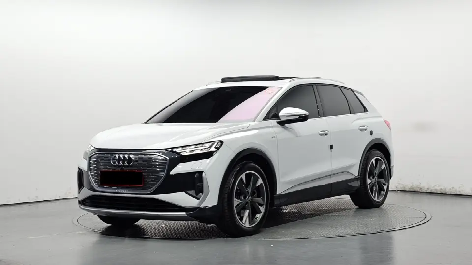 Audi Q4 e-tron 2022, арт. KR-3606313 — фото 1