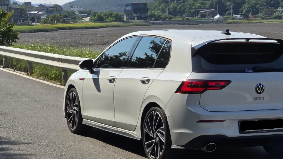 Volkswagen Golf 2022, арт. KR-3606403 — фото 1