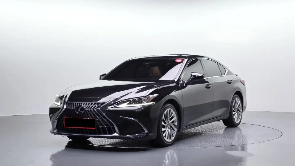 Lexus ES 2018, арт. KR-3607018 — фото 1