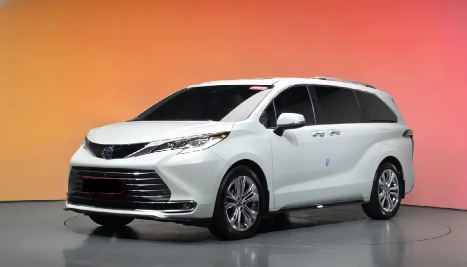 Toyota Sienna 2020, арт. KR-3607077 — фото 1