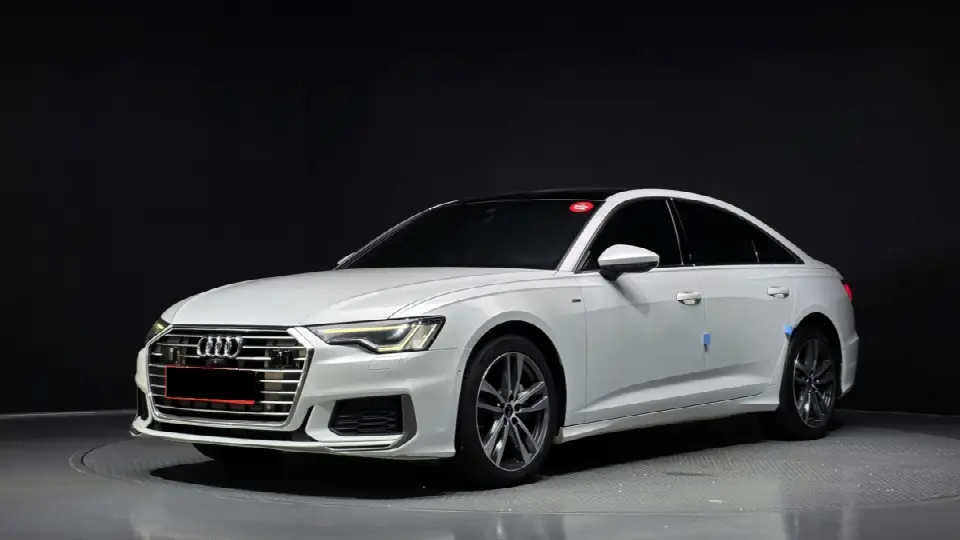 Audi A6 2019, фото из объявления