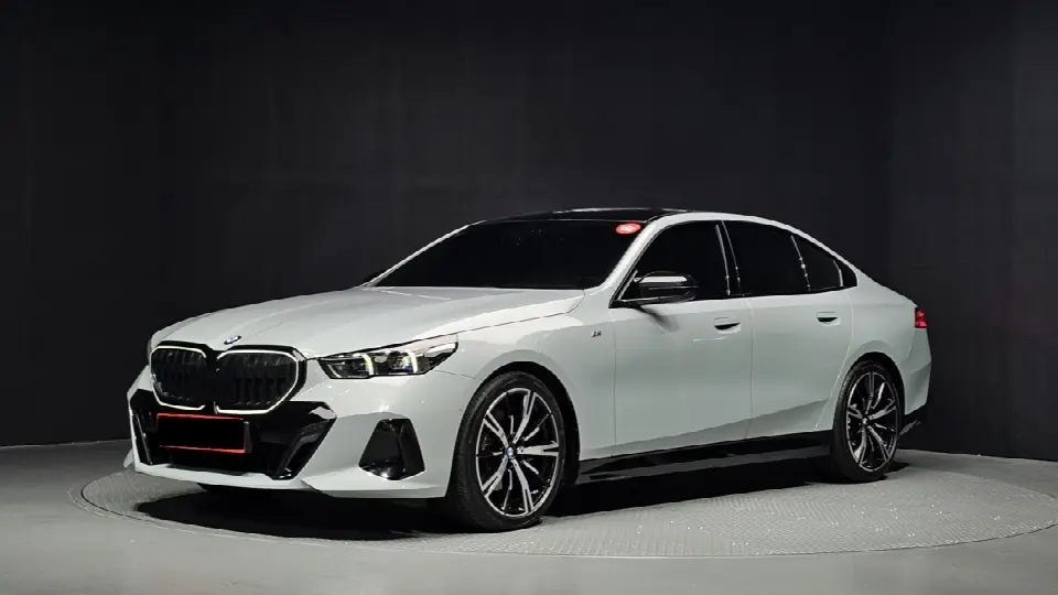 BMW 5 Series 2023, арт. KR-3612128 — фото 1