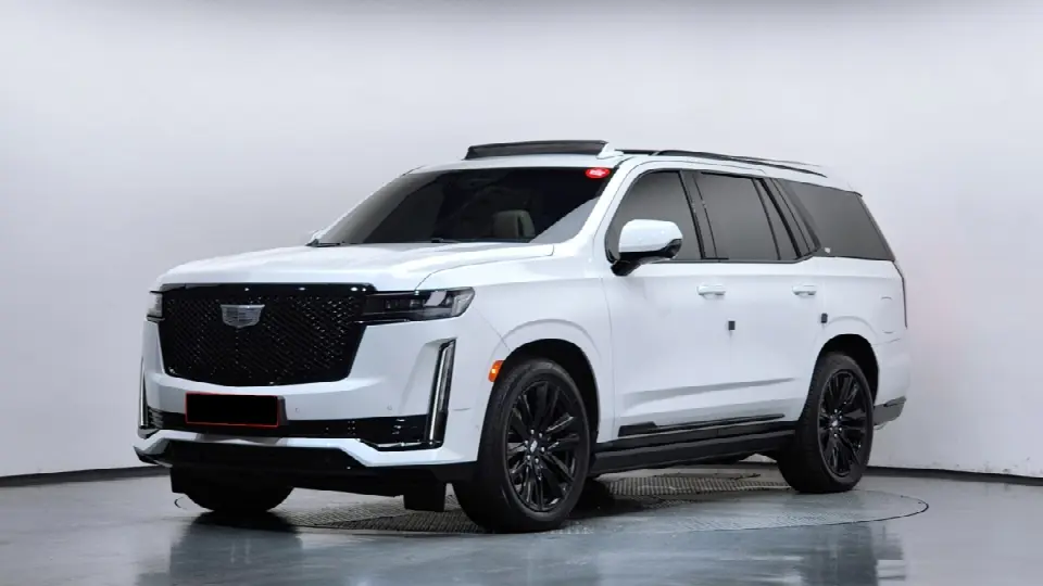 Cadillac Escalade 2021, фото из объявления
