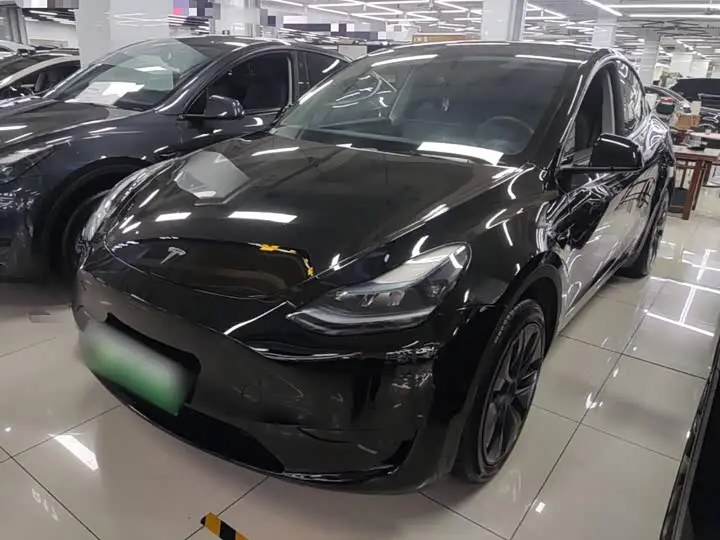 Tesla Model Y 2023, арт. CN-3614463 — фото 1