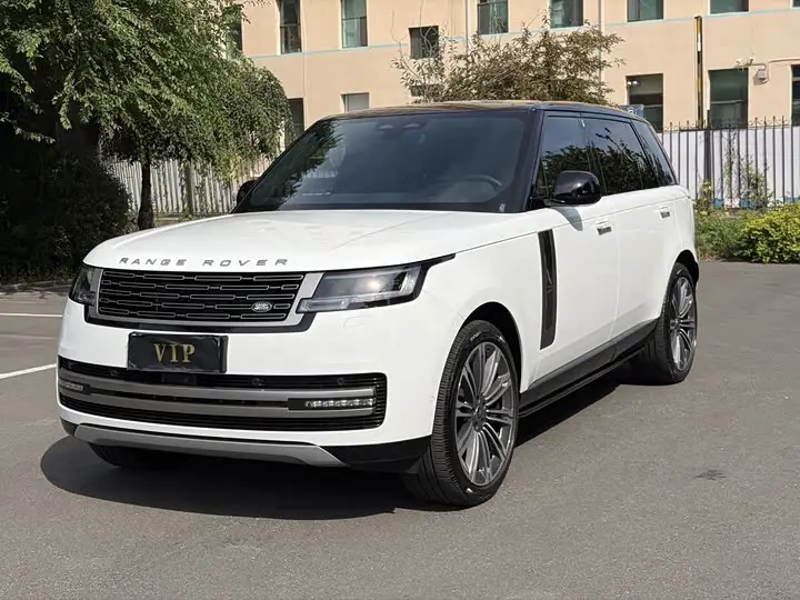 Land Rover Range Rover 2025, арт. CN-3614636 — фото 1
