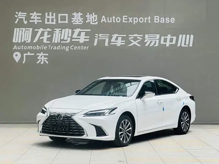 Lexus ES 2025, арт. CN-3614987 — фото 1