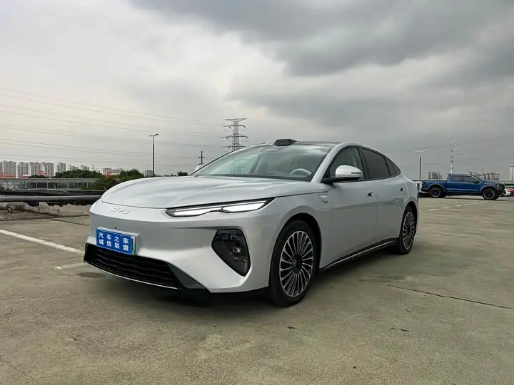 BYD Seal 08 2026, фото из объявления