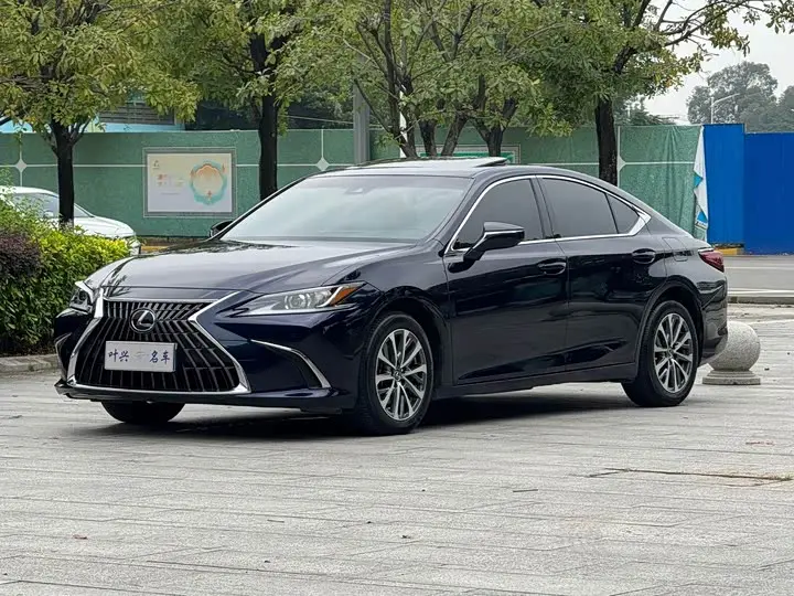 Lexus ES 2023, арт. CN-3617282 — фото 1