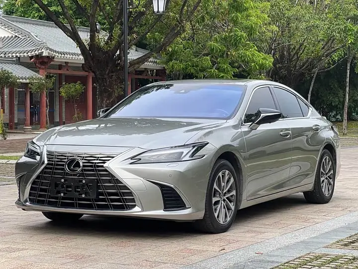 Lexus ES 2025, арт. CN-3618319 — фото 1