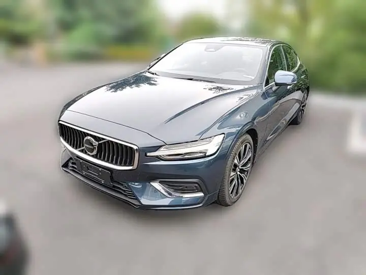 Volvo S60 2025, арт. CN-3620038 — фото 1