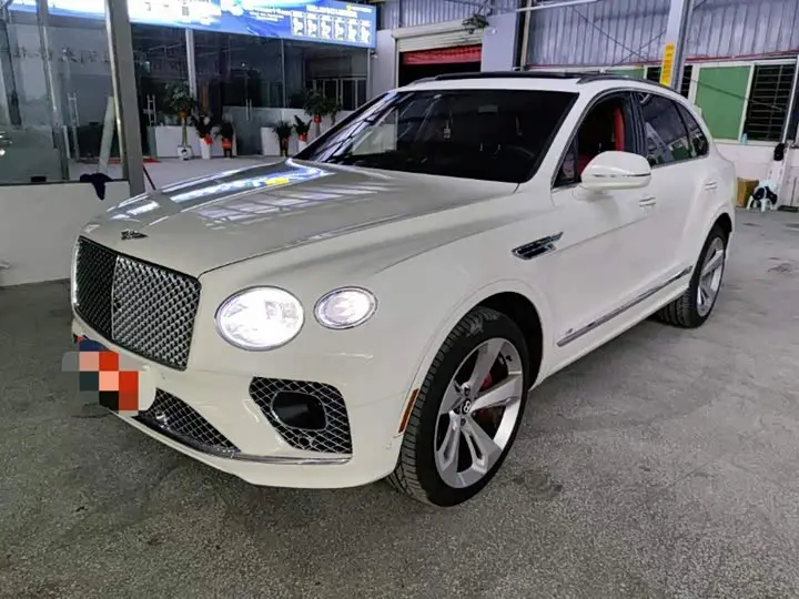 Bentley Bentayga 2022, арт. CN-3620083 — фото 1
