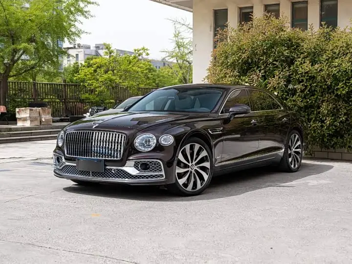 Bentley Flying Spur 2023, арт. CN-3620843 — фото 1