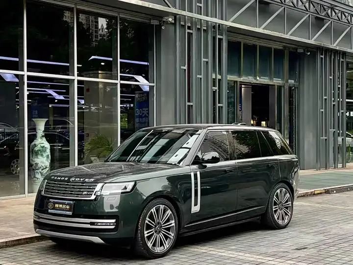 Land Rover Range Rover 2023, арт. CN-3620878 — фото 1