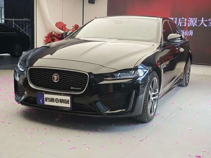 Jaguar XE L 2023, арт. CN-3621775 — фото 1