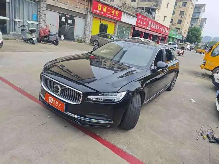 Volvo S90 2022, арт. CN-3621844 — фото 1