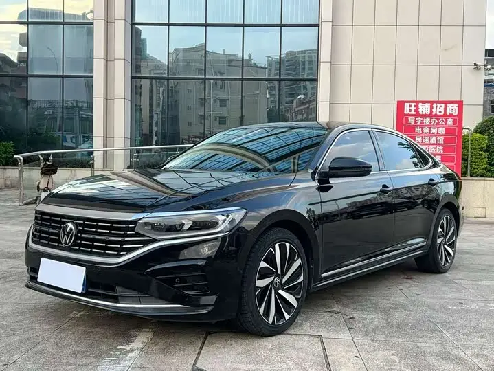 Volkswagen Passat 2022, арт. CN-3622285 — фото 1