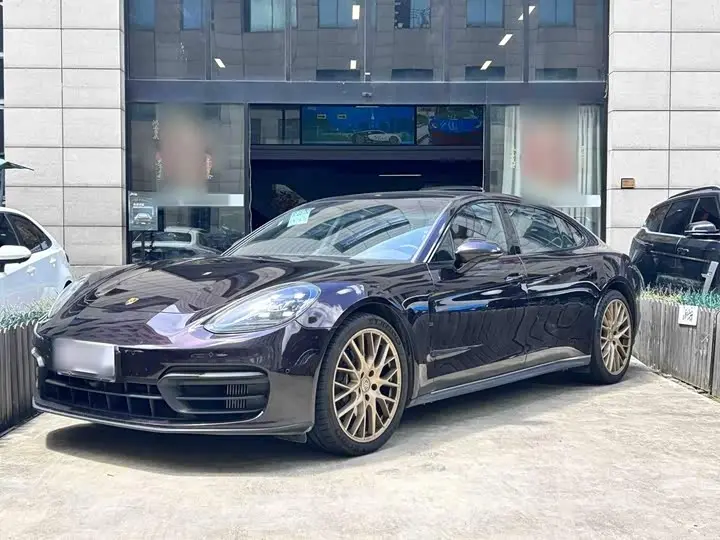 Porsche Panamera 2023, фото из объявления