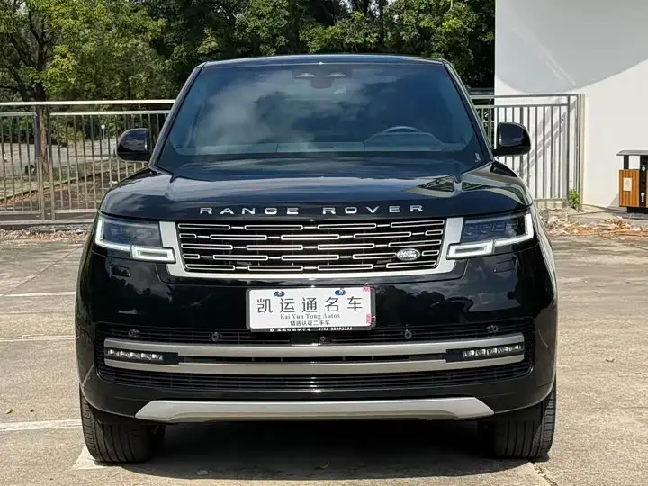 Land Rover Range Rover 2023, арт. CN-3622759 — фото 1